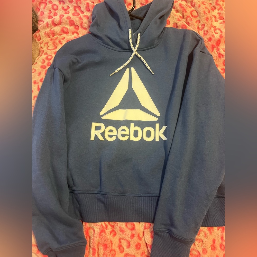 Reebok hoodie size small